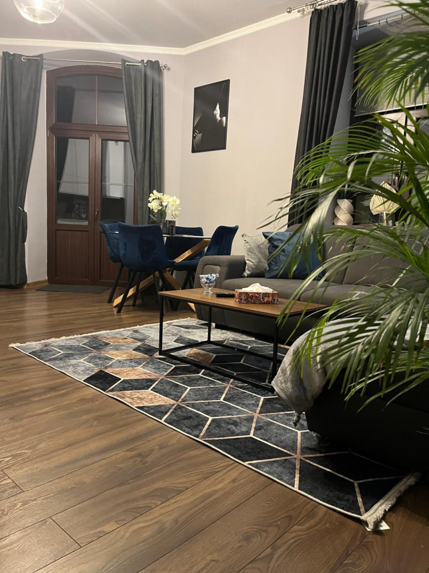 Apartamenty Luczkowskiego Z Widokiem Na Studnie 4 Chełm Extérieur photo